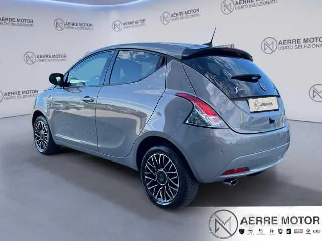 Lancia Ypsilon 2023 photo 5