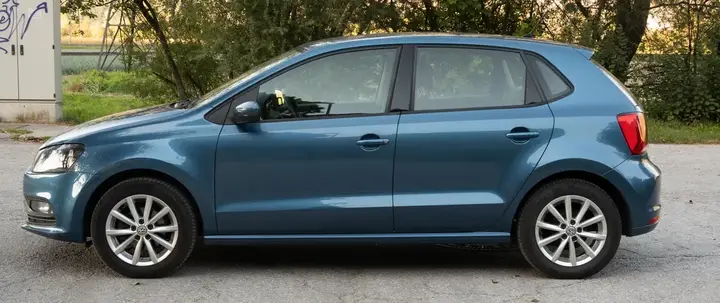Volkswagen Polo 2015 photo 3
