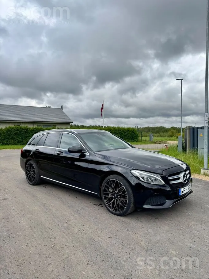 Mercedes-Benz C350
