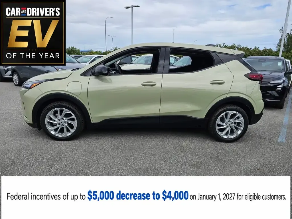 Chevrolet Bolt 2027 photo 4