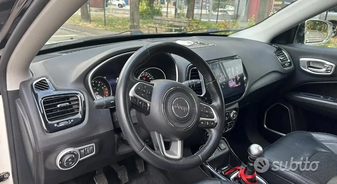 Jeep Compass 2018 photo 2