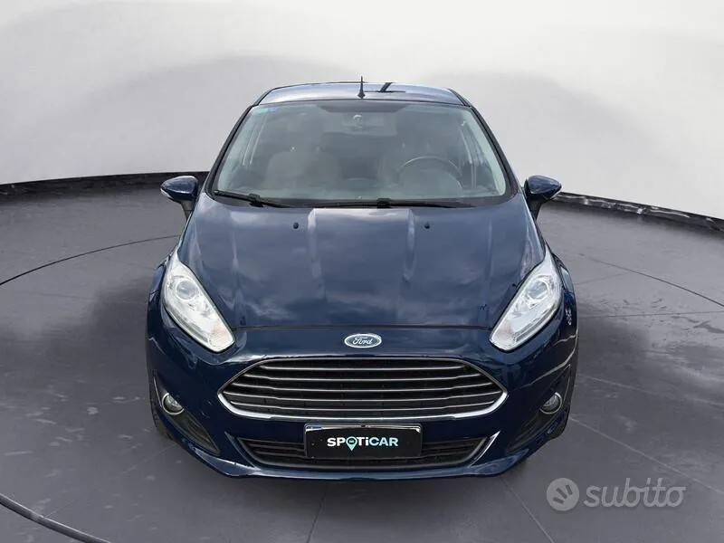 Ford Fiesta 2013 photo 2