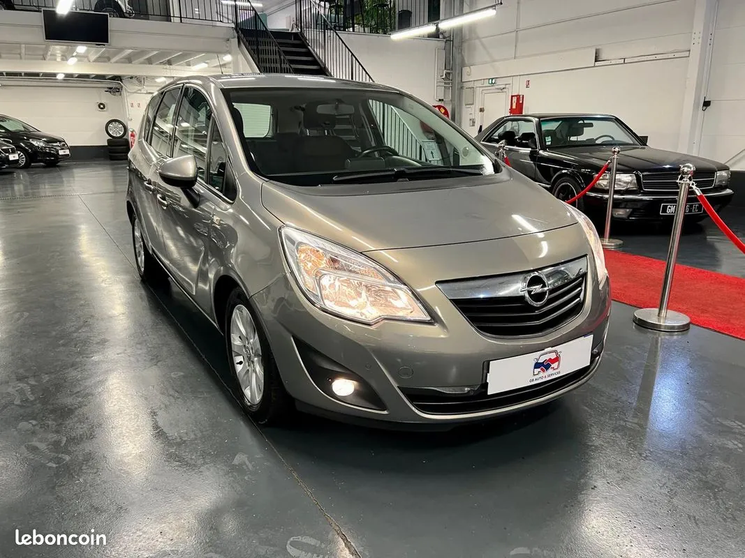 Opel Meriva 2011 photo 2