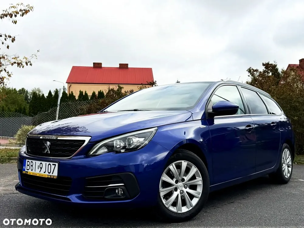 Peugeot 308 2018 photo 2