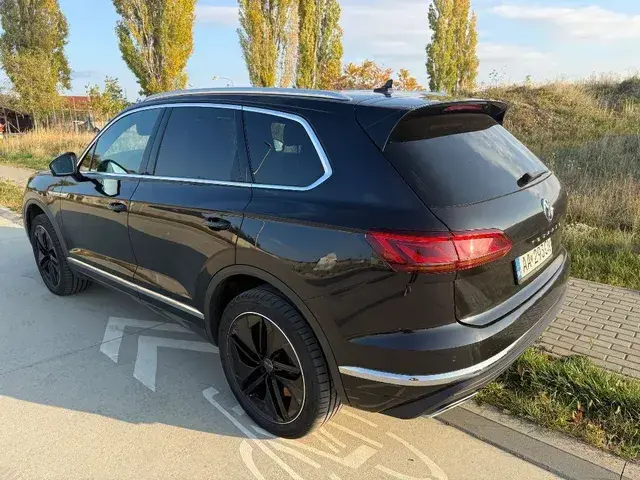 Volkswagen Touareg 2019 photo 4