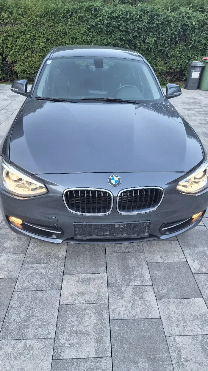 BMW 1 Series 2012 photo 2