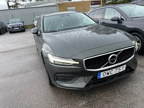 Volvo V60 2018 photo 2