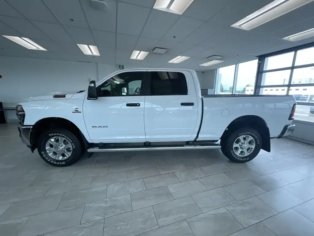 Ram 3500 2026 photo 2