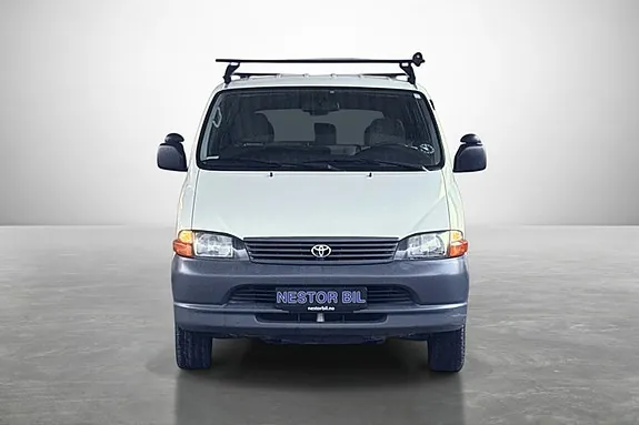 Toyota Hiace 2003 photo 2