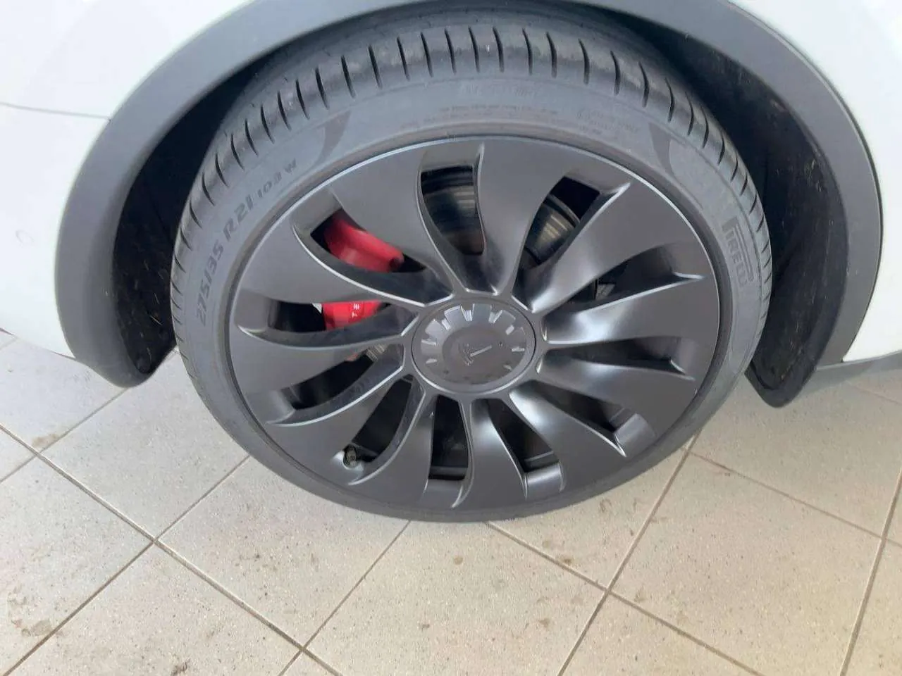 Tesla Model Y 2022 photo 4