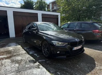 BMW F30