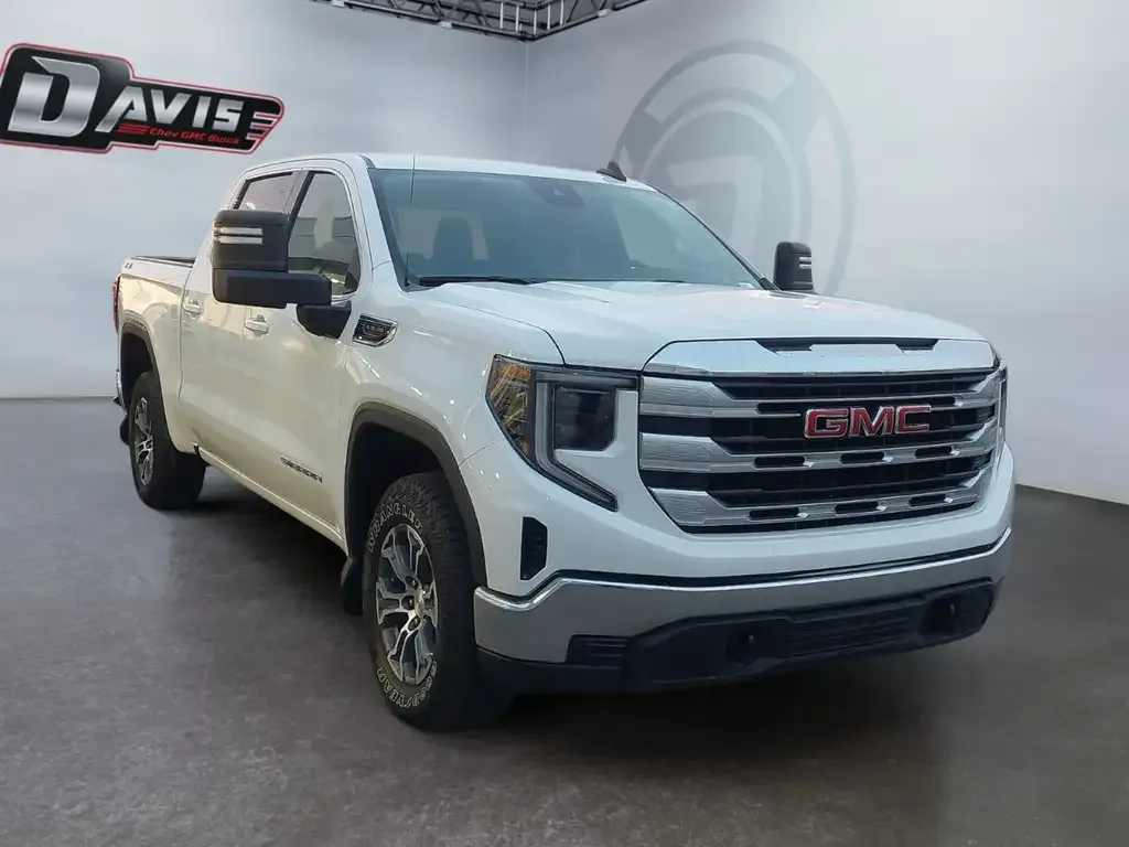 GMC Sierra 1500 2025 photo 2