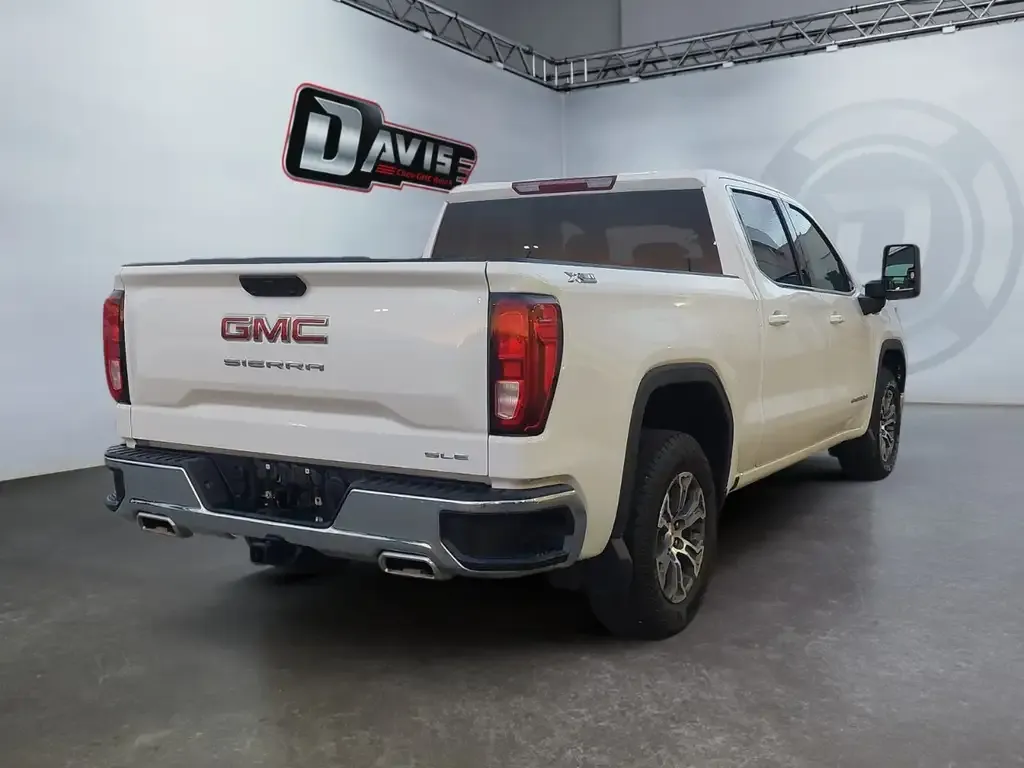 GMC Sierra 1500 2025 photo 3