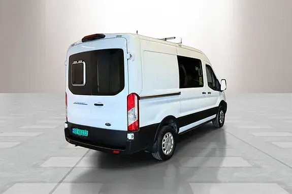 Ford Transit 2023 photo 3