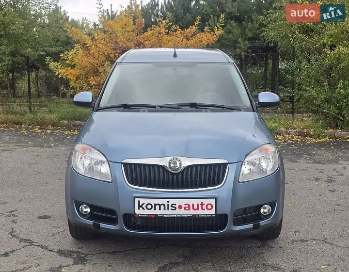 Skoda Roomster 2008 photo 3