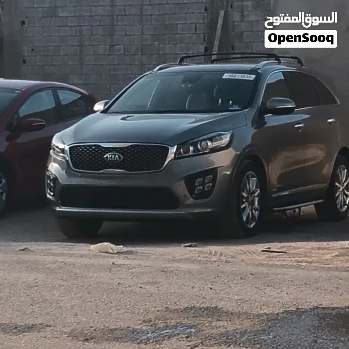 Kia Sedona 2012 photo 5