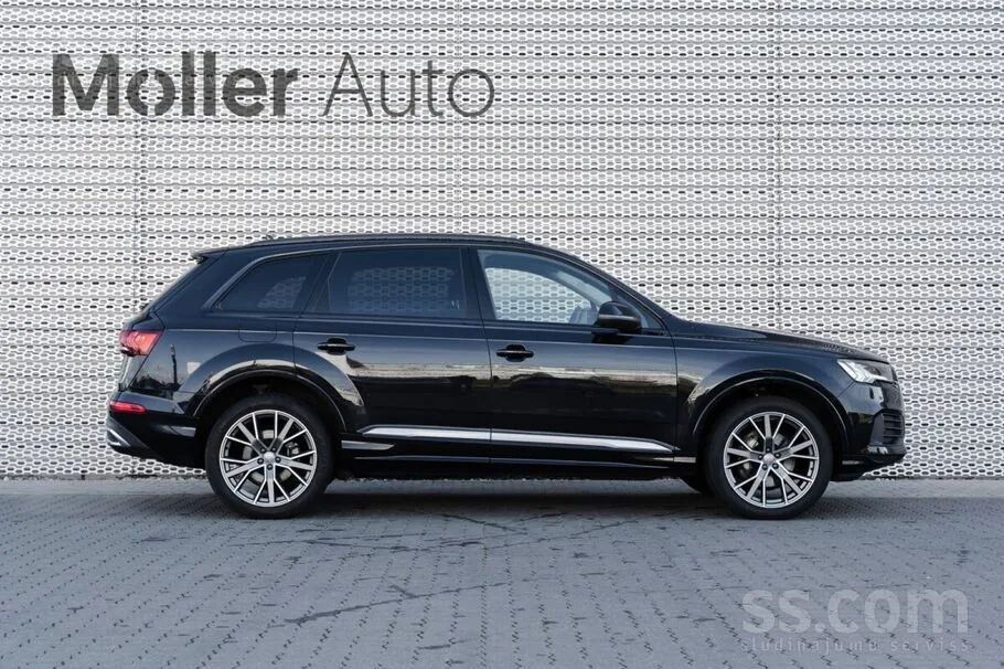 Audi Q7 2021 photo 5