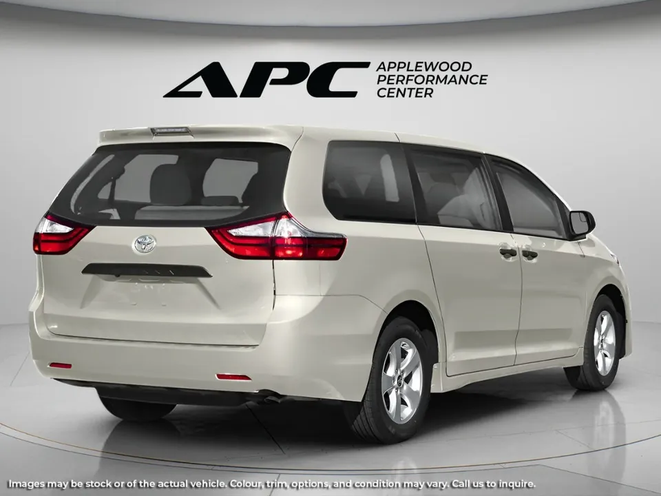 Toyota Sienna 2019 photo 2