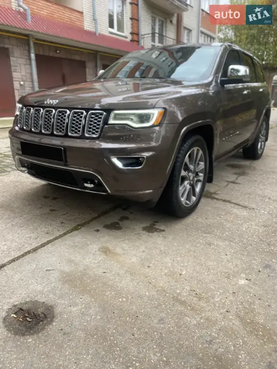 Jeep Grand Cherokee 2017 photo 3