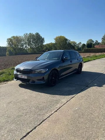 BMW 330E