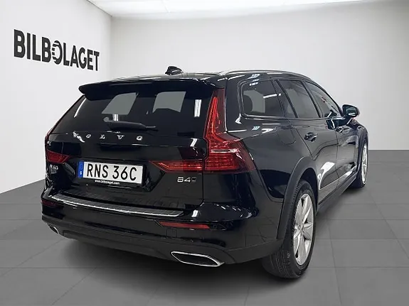 Volvo V60 Cross Country 2022 photo 4