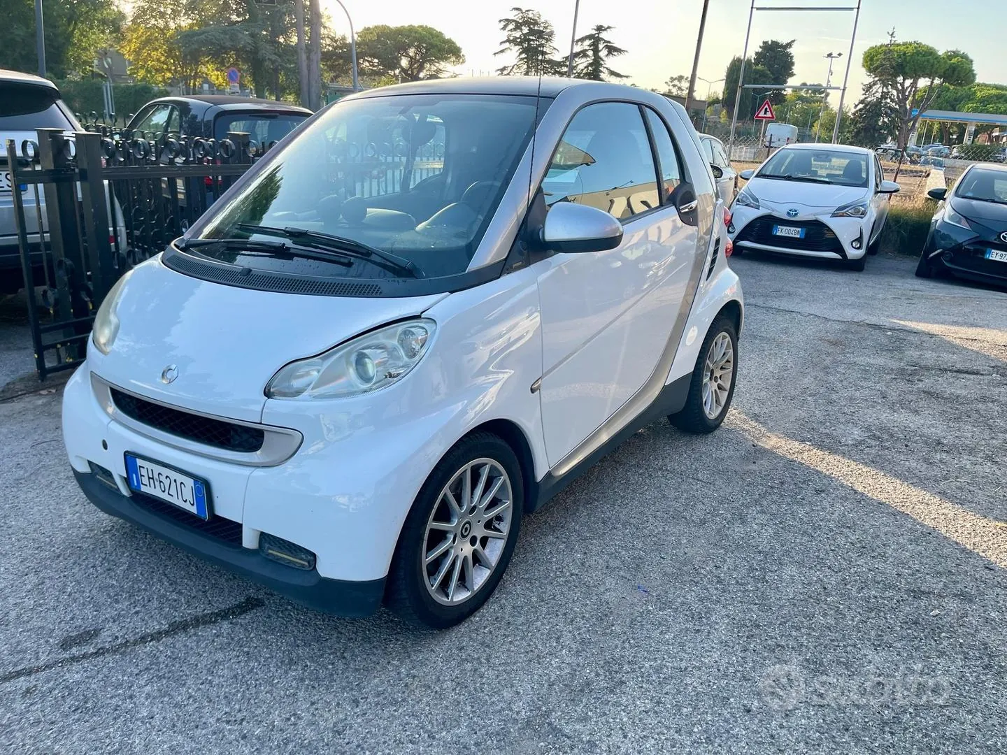 Smart Fortwo 2010 photo 3