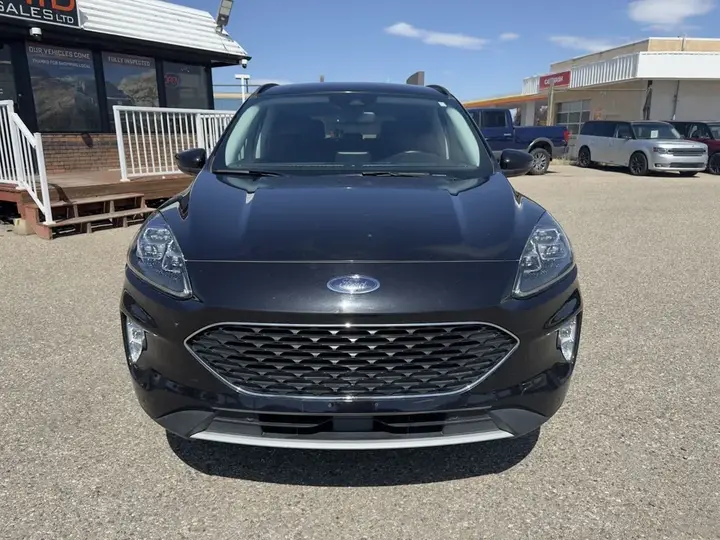 Ford Escape 2021 photo 3