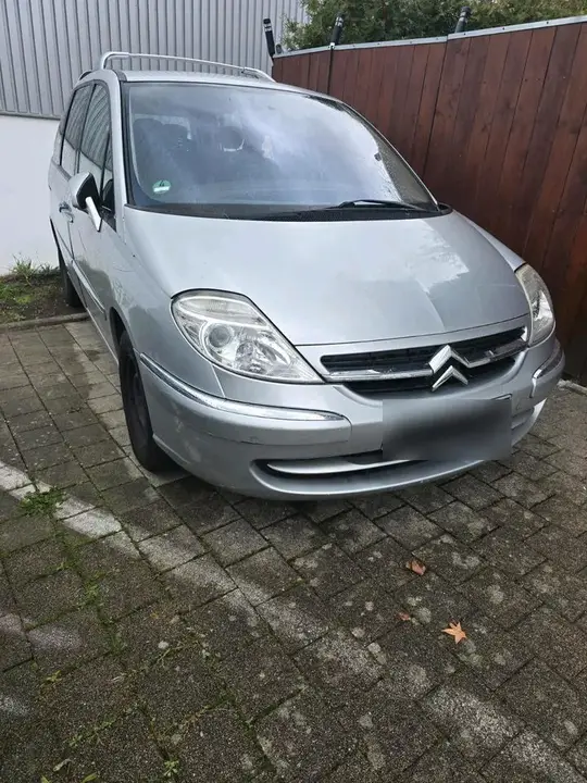 Citroen C8