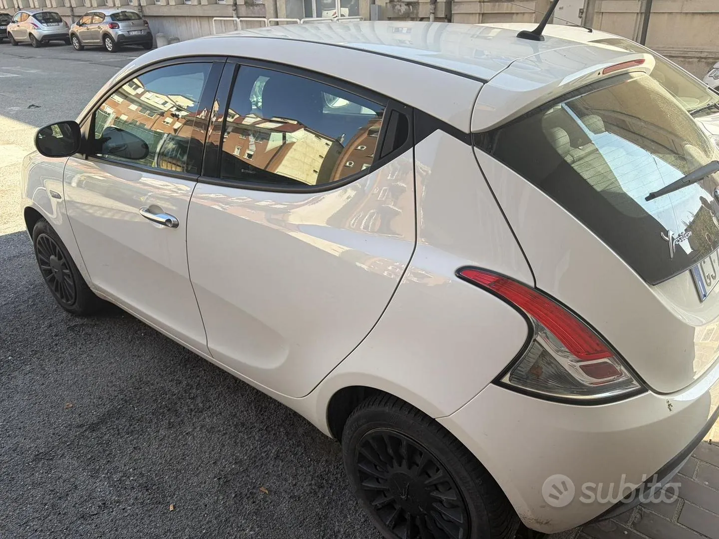 Lancia Ypsilon 2022 photo 2