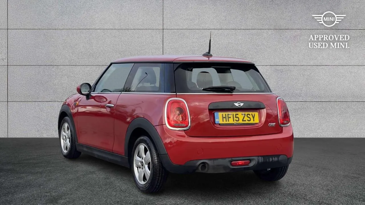 Mini Hatch 2015 photo 4