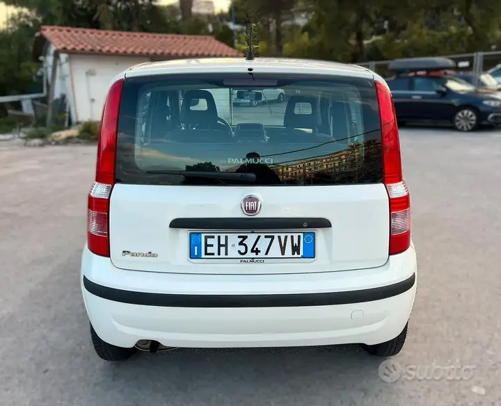 Fiat Panda 2011 photo 4