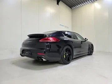 Porsche Panamera 2015 photo 3