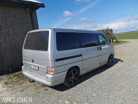 Volkswagen Caravelle 2003 photo 4