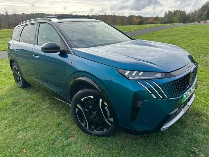 Peugeot E-5008 2024 photo 4