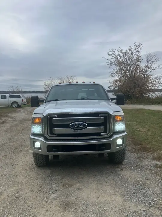 Ford F250 2012 photo 3