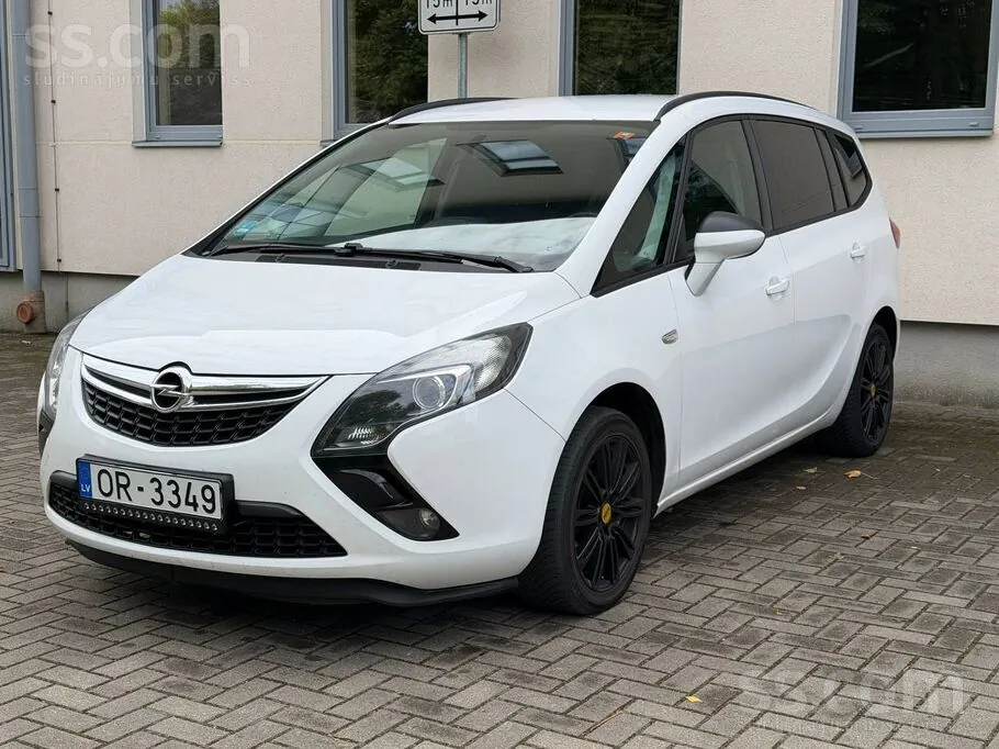 Opel Zafira 2013 photo 3