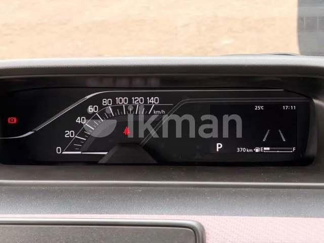 Suzuki Wagon R 2026 photo 4