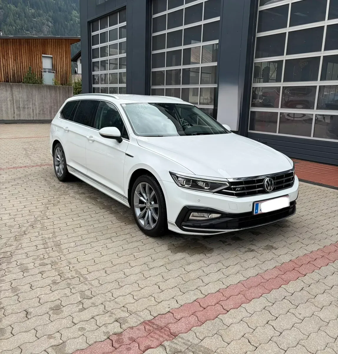 Volkswagen Passat 2020 photo 3