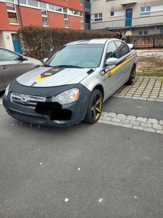 Nissan Altima
