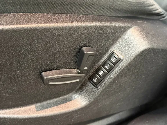 Ford S-Max 2012 photo 4