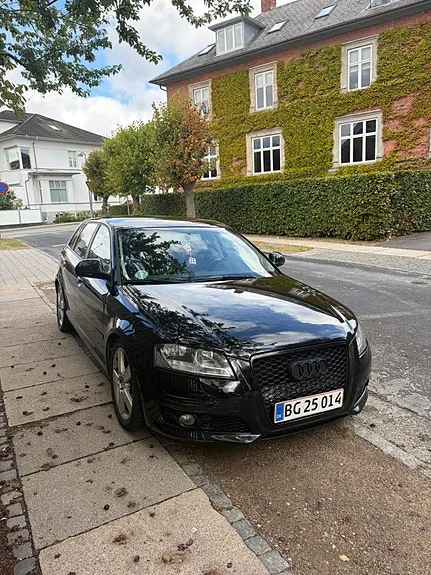 Audi A3 2010 photo 2