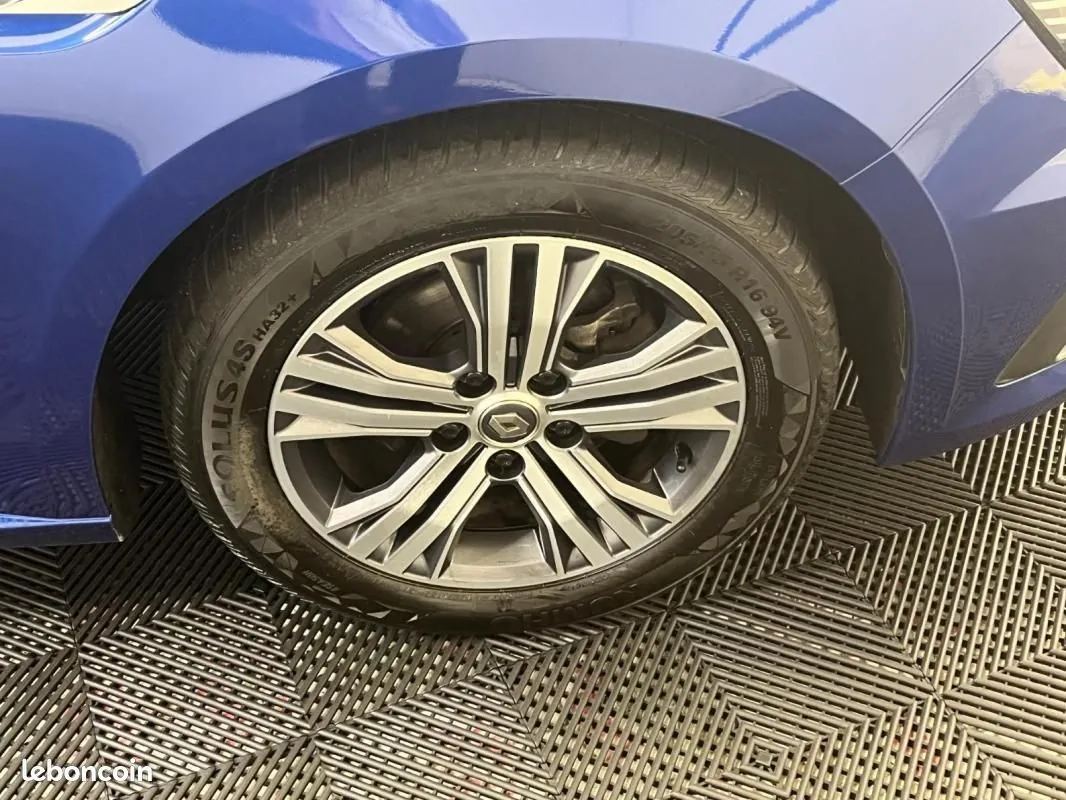 Renault Megane 2021 photo 4