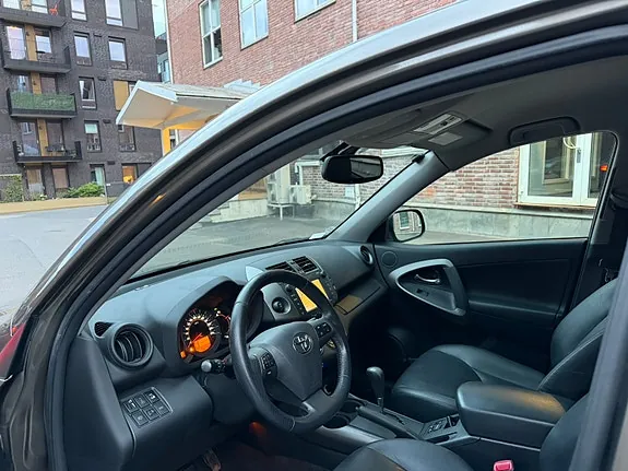 Toyota Rav4 2009 photo 5