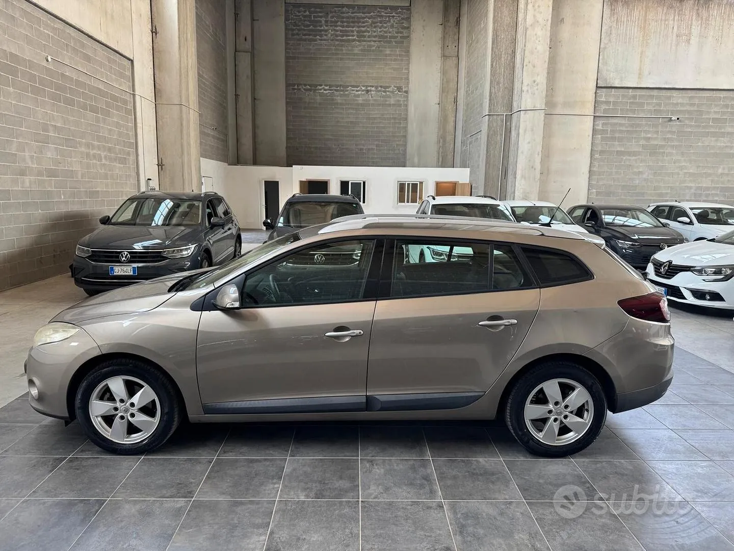 Renault Megane 2010 photo 3