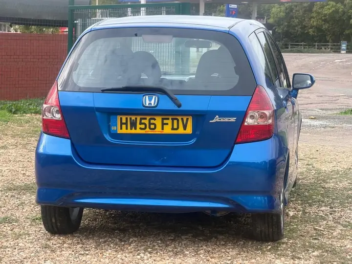 Honda Jazz 2006 photo 4