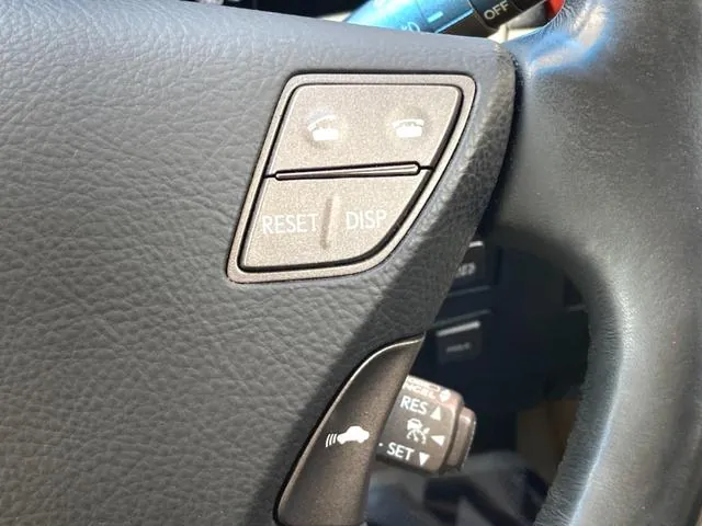 Lexus Ls600H 2010 photo 3