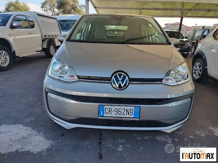 Volkswagen Up 2023 photo 2