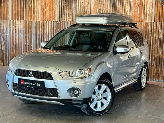 Mitsubishi Outlander 2012 photo 2