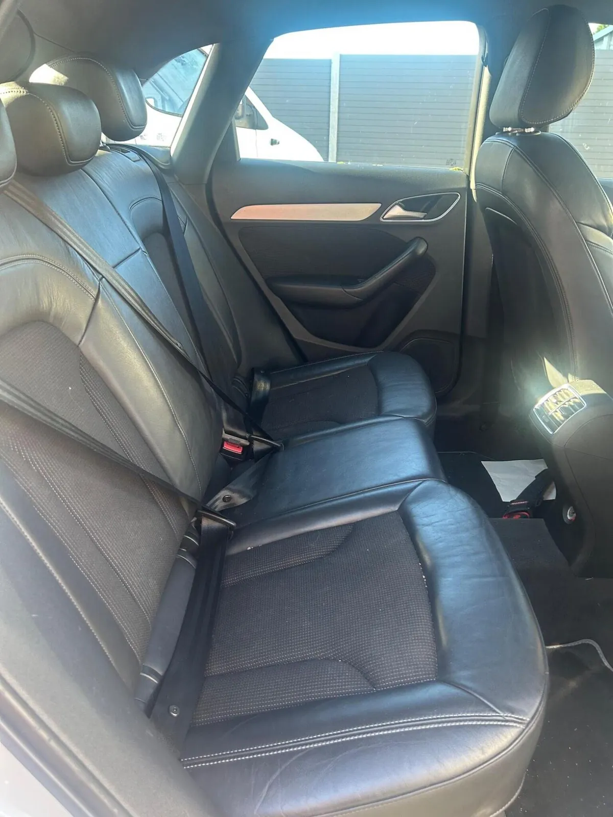 Audi Q3 2012 photo 5