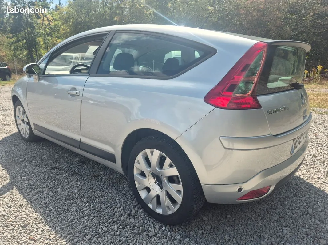 Citroen C4 2006 photo 2